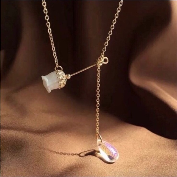 Jewelry - White rose flower color drop stone necklace